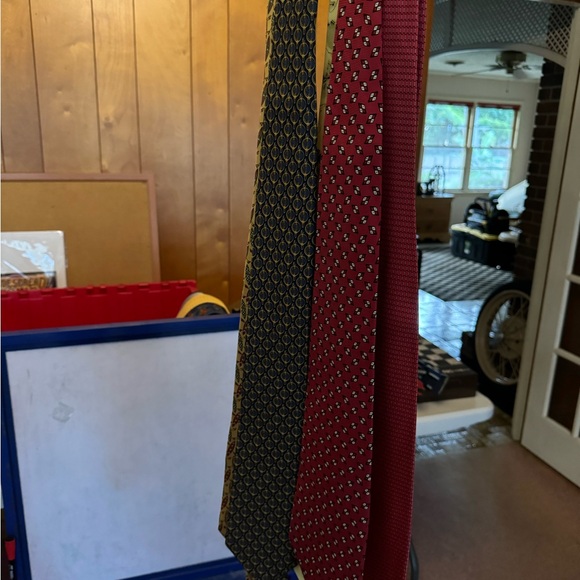 Designer silk ties 10/10 condition - Picture 3 of 6